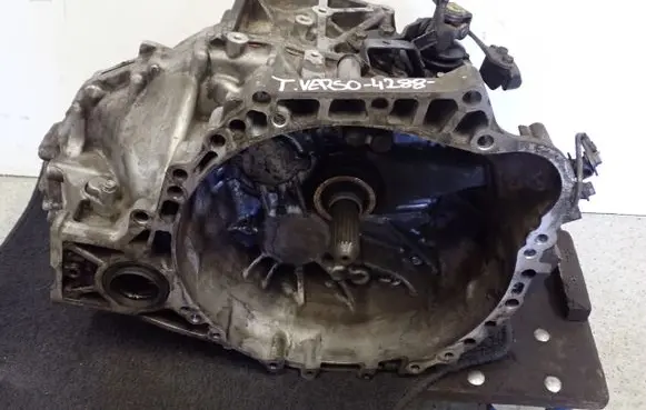 Toyota Verso Manual 5 speed gearbox 