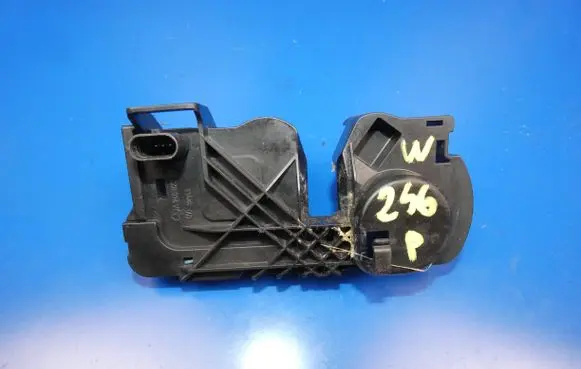 Mercedes-Benz B W246 W242 Engine bonnet/hood lock/catch A2468700558 12158