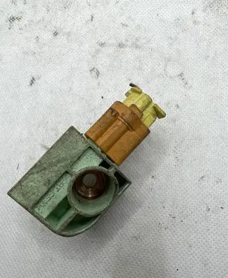 Fiat Stilo Airbag deployment crash/impact sensor 46805521 45020309 5WK43092