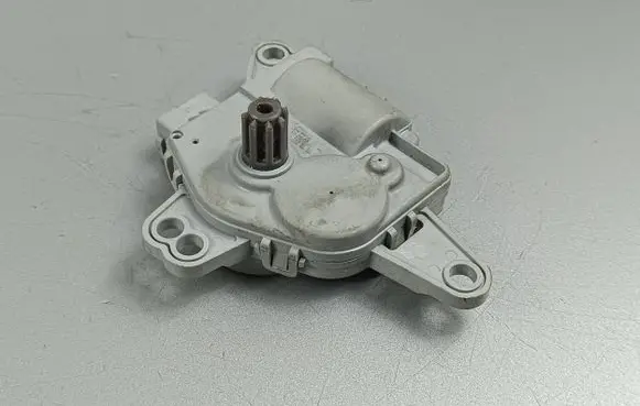 KIA Stinger Air flap motor/actuator EA1F0GXHAA02