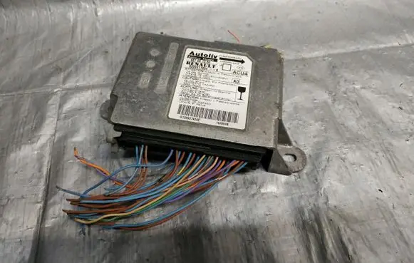 Renault Scenic II - Grand scenic II Airbag control unit/module 607061300