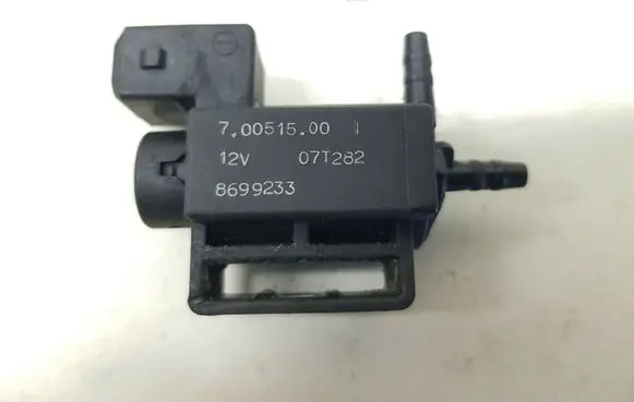 Volvo V70 Turbo solenoid valve 8699233 nr5463