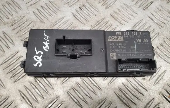 Audi Q5 SQ5 Tailgate/trunk control unit/module 8W8959107B