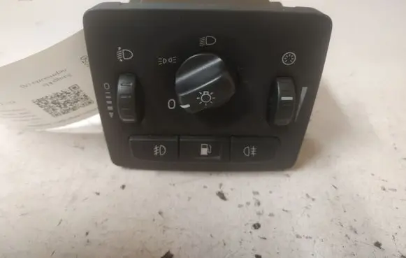 Volvo V50 Light switch 30739300 11W07T 19206
