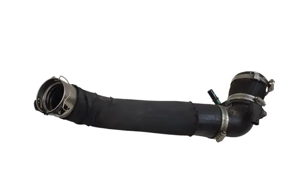 Intercooler hose/pipe