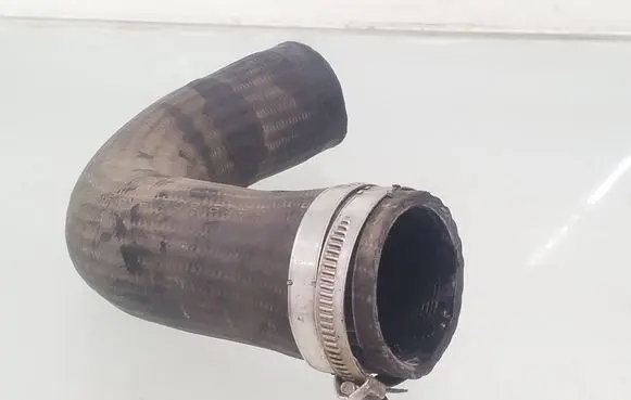Volkswagen Golf VI Intercooler hose/pipe
