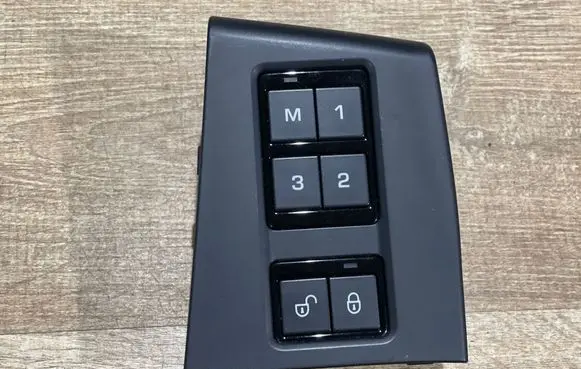 Jaguar F-Pace Seat control switch GX7314776CC 24186486