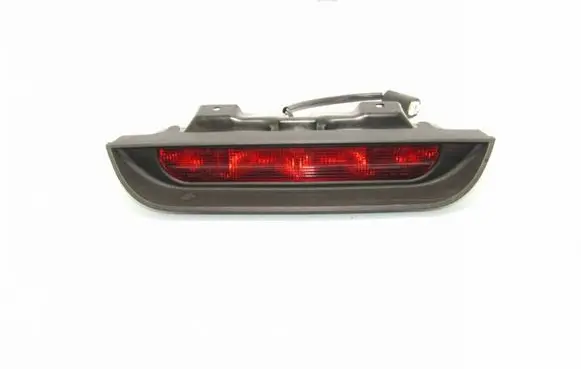 Mitsubishi Space Star Third/center stoplight