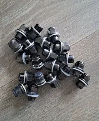 Toyota C-HR II Nuts/bolts JGJHF