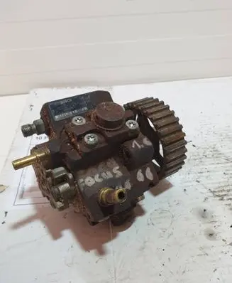Ford Focus Fuel injection high pressure pump 0445010102 9656300380