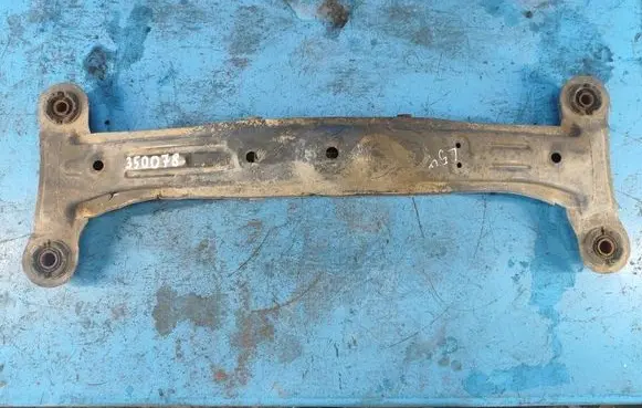 Lexus ES 250 - 300 - 330 Rear coil spring 5120633040