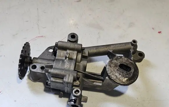 Renault Master II Oil pump 8200171405 7700100694