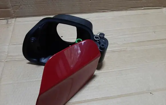 BMW Z4 E89 Fuel tank cap trim 7509290