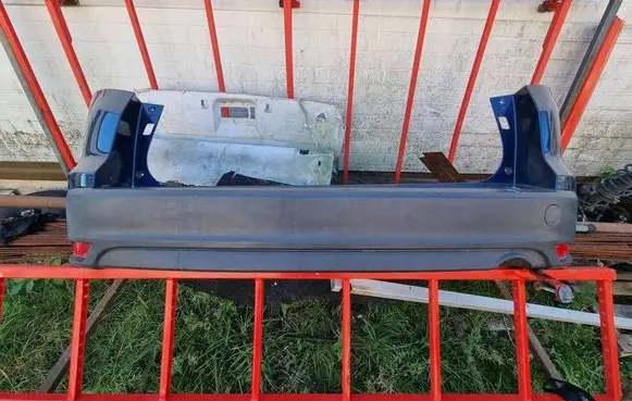 Ford Focus Rear bumper corner part panel trim BM51N17865