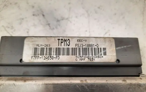 Mazda 626 Engine control unit/module FSJ318881D F7FF12A650FD TPM3