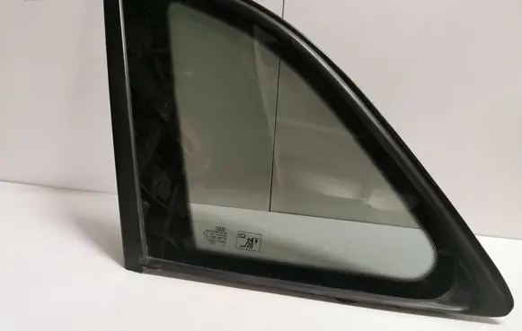 Citroen C4 I Picasso Rear side window