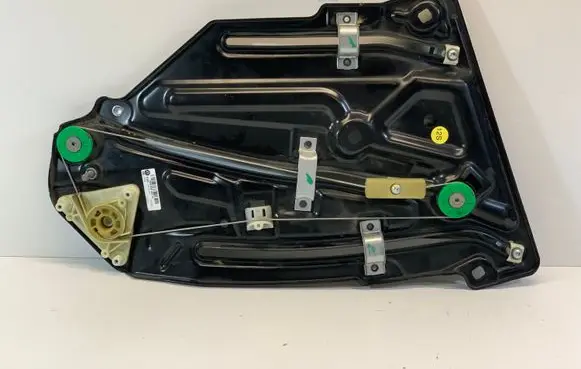 Volkswagen Eos Rear window lifting mechanism without motor 1Q0839402D