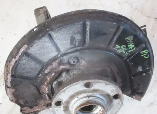 Volkswagen PASSAT CC Front wheel hub spindle knuckle