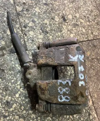 Peugeot 307 Front brake caliper