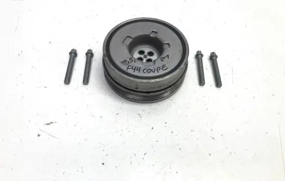 BMW 2 F44 Crankshaft pulley 8687695