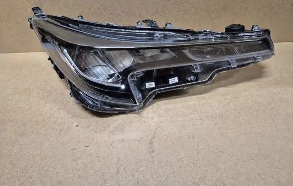 Toyota Corolla E210 E21 Headlight/headlamp 8111002S60