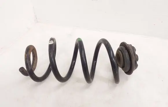 Nissan X-Trail T32 Rear coil spring