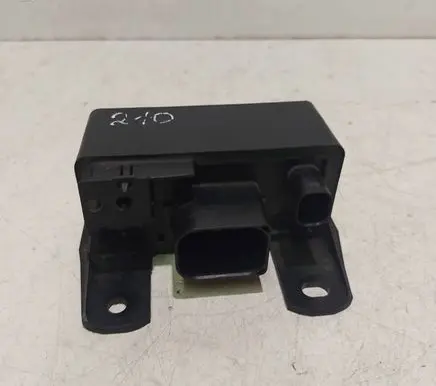 Mercedes-Benz C W203 Glow plug pre-heat relay