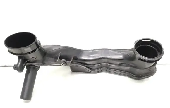 Volvo V40 Intercooler hose/pipe 31370135