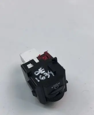 Citroen C3 Picasso Light switch 98125550ZD