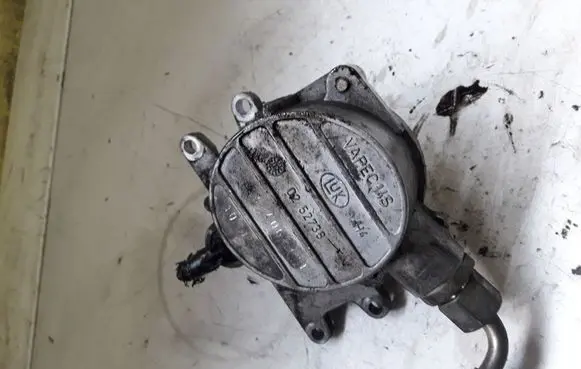 Opel Signum Vacuum pump