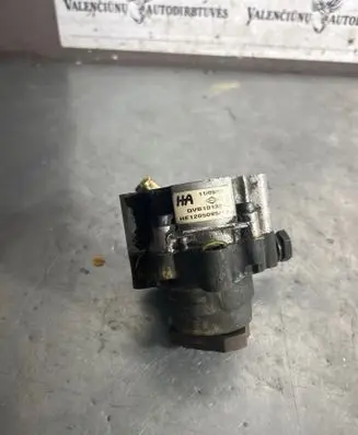 Rover 75 Power steering pump QVB101391 110903