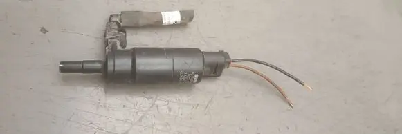 BMW 3 E90 E91 Headlight washer pump 8377430