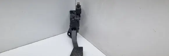 Opel Zafira C Accelerator throttle pedal 13253781