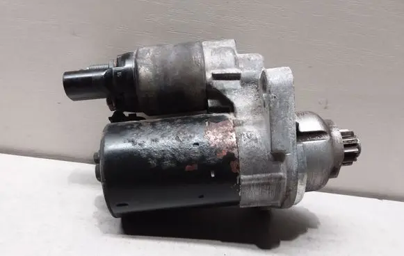 Skoda Octavia Mk2 (1Z) Starter motor 1D05831365
