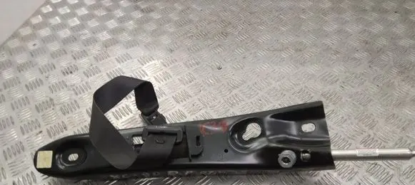 Volvo XC90 Front seatbelt 80930069