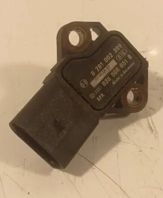 Audi A6 S6 C6 4F Air pressure sensor 038906051B 0281002399