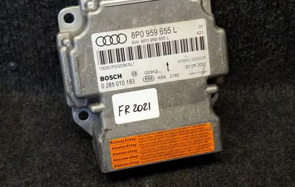 Audi A3 S3 8P Airbag control unit/module 8P0959655L 0285010183