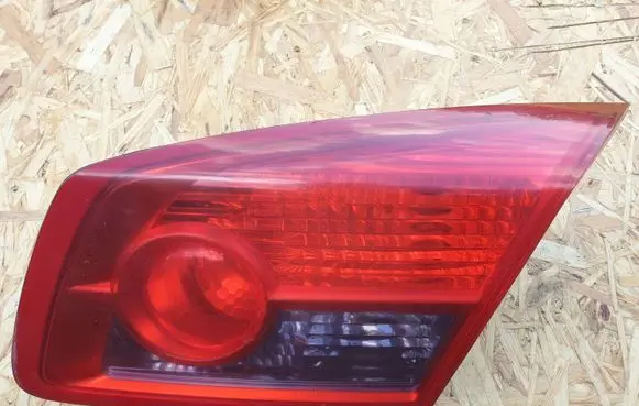 Renault Vel Satis Tailgate rear/tail lights 8200014363 DJ73