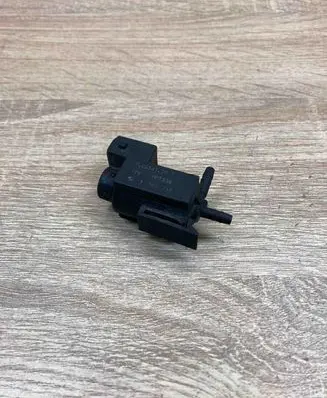 BMW 3 E46 Turbo solenoid valve 1742712 72234100