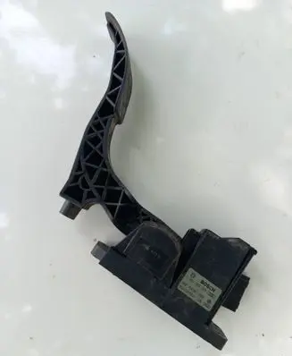 Volkswagen Polo Accelerator throttle pedal 6Q1721503 282206341 0281002378