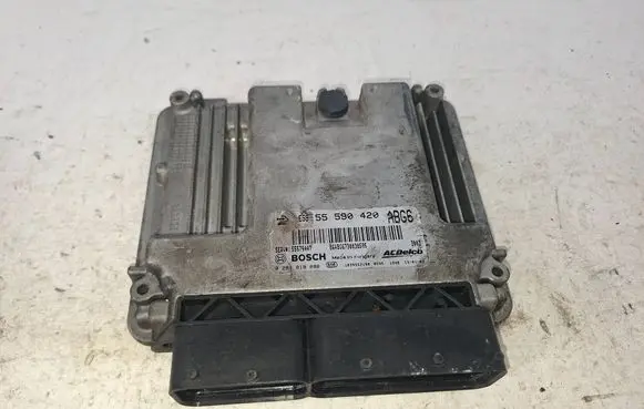 Opel Zafira C Engine control unit/module 55590420 0281019088 55579447