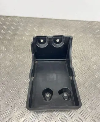 Battery box tray