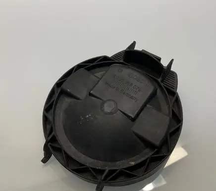 Mercedes-Benz C W203 Headlight/headlamp dust cover 1305219079