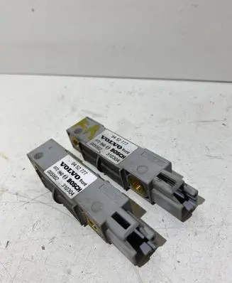 Volvo S80 Airbag deployment crash/impact sensor 9452777 005562 310304