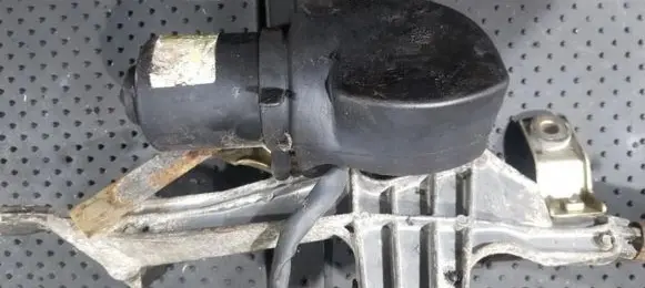 Renault Laguna I Wiper motor