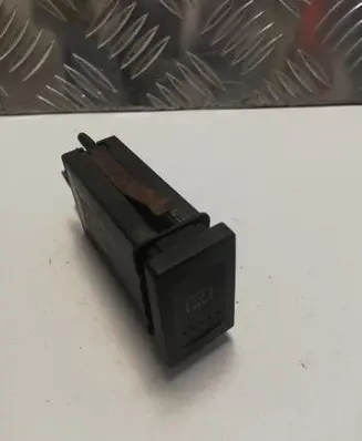 Volkswagen PASSAT B5 Windscreen/window heater switch