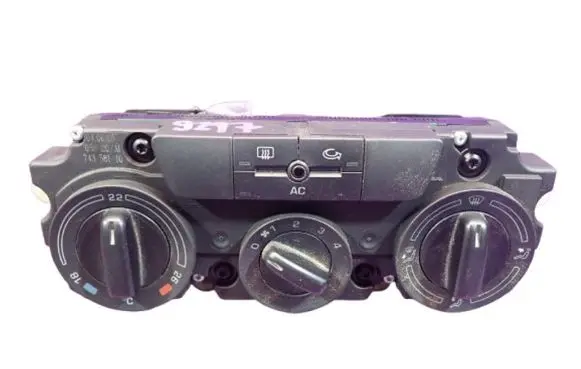 Skoda Octavia Mk2 (1Z) Climate control unit