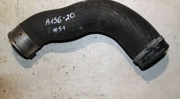 Volvo S60 Engine coolant pipe/hose 31657739