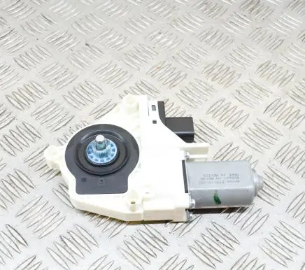 Tesla Model Y Front door window regulator motor E66963100