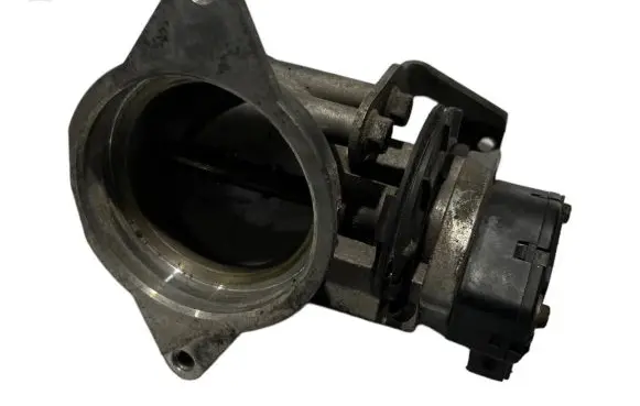 BMW 5 E39 Throttle valve 1703562 13631703562